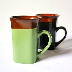 Set of Two (2) Royal Norfolk Tea Mugs Coffee Cups Green and Black Stoneware